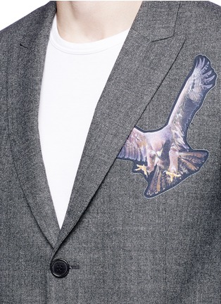 Detail View - Click To Enlarge - NEIL BARRETT - Hawk print patch wool hopsack blazer