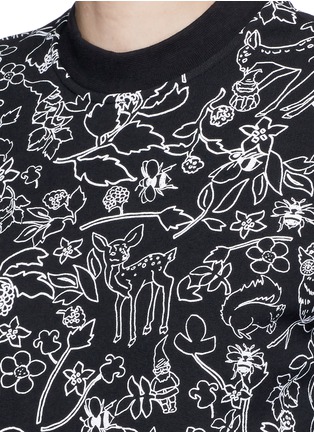 Detail View - Click To Enlarge - MARKUS LUPFER - 'Linear Woodland' Annabella sweatshirt
