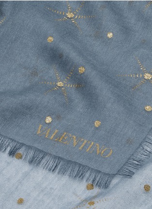 Detail View - Click To Enlarge - VALENTINO GARAVANI - Glitter starry sky print cashmere blend scarf