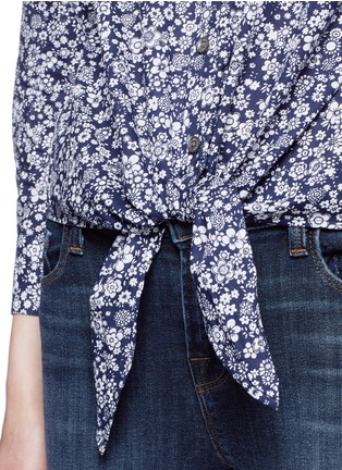 Detail View - Click To Enlarge - EQUIPMENT - 'Daddy Tie Front' floral print shirt