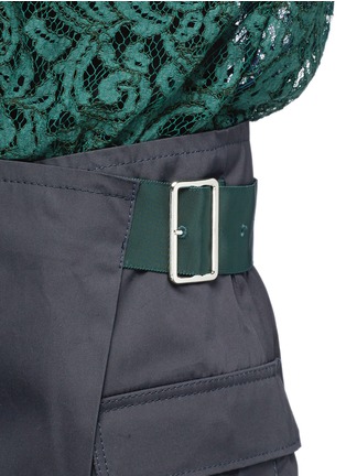 Detail View - Click To Enlarge - SACAI LUCK - Lace wrap skirt shirt dress
