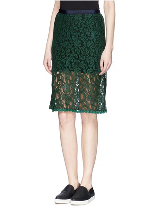 Front View - Click To Enlarge - SACAI LUCK - Knit shorts underlay lace skirt 
