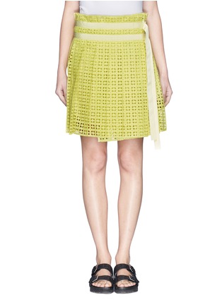 Main View - Click To Enlarge - SACAI LUCK - Contrast grosgrain strap lace wrap skirt