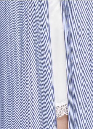Detail View - Click To Enlarge - SACAI LUCK - Pleat pinstripe poplin skirt