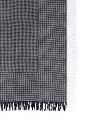 Detail View - Click To Enlarge - STELLA MCCARTNEY - Mix houndstooth star wool scarf