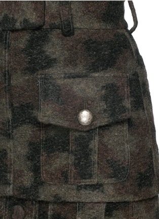 Detail View - Click To Enlarge - JINNNN - Camouflage print layered felt skirt
