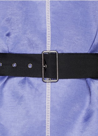 Detail View - Click To Enlarge - LANVIN - V-neck grosgrain belt washed linen dress
