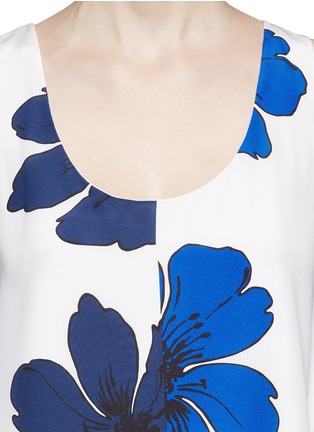 Detail View - Click To Enlarge - CHLOÉ - Hand-drawn flower crepe de Chine tank top