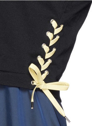 Detail View - Click To Enlarge - TOGA ARCHIVES - Bow side cotton piqué cropped T-shirt