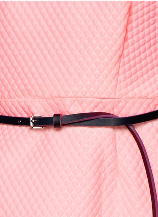 Detail View - Click To Enlarge - VICTORIA, VICTORIA BECKHAM - Leather waist belt bubble jacquard dress