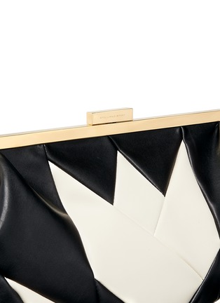 Detail View - Click To Enlarge - STELLA MCCARTNEY - Tulip front oversized leather clutch