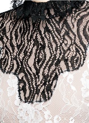 Detail View - Click To Enlarge - LANVIN - Colourblock floral lace blouse