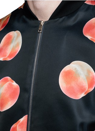 Detail View - Click To Enlarge - PAUL SMITH - Peaches print bomber jacket