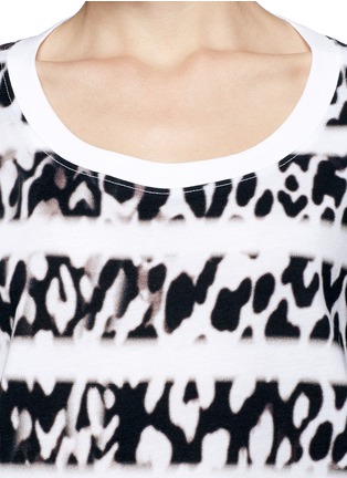 Detail View - Click To Enlarge - SANDRO - 'Tintin' leopard print T-shirt