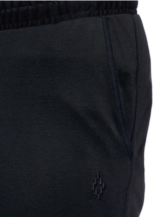 Detail View - Click To Enlarge - MARCELO BURLON - 'Raimundo' rib knee cotton pants