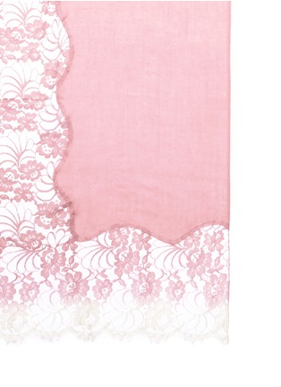 Detail View - Click To Enlarge - JANAVI - Ombré Chantilly lace insert cashmere scarf