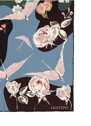 Detail View - Click To Enlarge - VALENTINO GARAVANI - 'Garden Party' print silk twill scarf