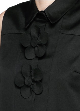 Detail View - Click To Enlarge - VICTORIA, VICTORIA BECKHAM - Vinyl flower cotton twill dress
