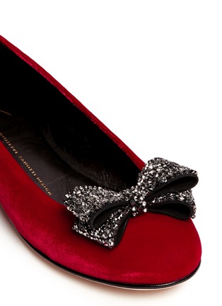 Detail View - Click To Enlarge - 73426 - Crystal bow velour ballerina flats