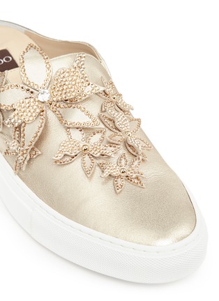 Detail View - Click To Enlarge - RODO - Strass floral appliqué leather sneaker slides