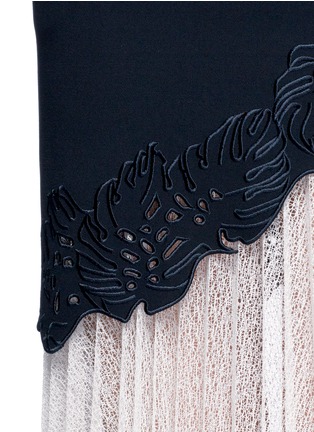 Detail View - Click To Enlarge - COMME MOI - Lace underlay cutwork embroidery crepe skirt