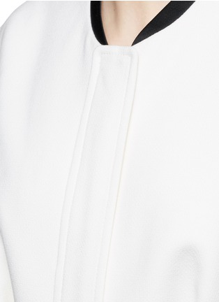 Detail View - Click To Enlarge - VICTORIA, VICTORIA BECKHAM - Contrast satin collar wool crepe belted jacket