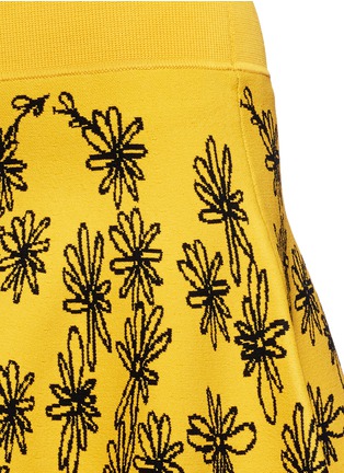 Detail View - Click To Enlarge - OPENING CEREMONY - Daisy scribble dense knit flare skirt