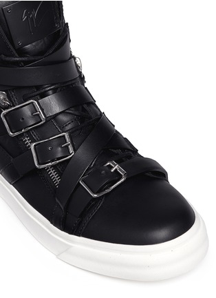 Detail View - Click To Enlarge - 73426 - 'London' buckle strap high top sneakers