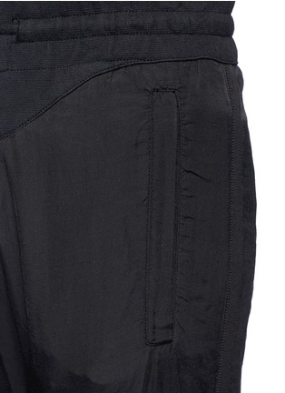 Detail View - Click To Enlarge - HAIDER ACKERMANN - Ribbon outseam twill jogging pants