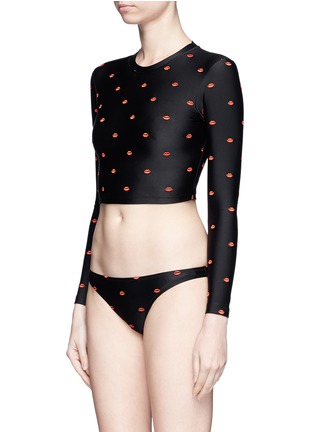 Figure View - Click To Enlarge - ZOE KARSSEN - 'Lips All Over' embroidery cropped rash guard