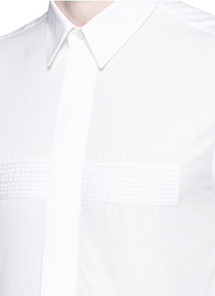 Detail View - Click To Enlarge - GIVENCHY - Pintuck cross front poplin shirt