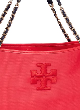 Detail View - Click To Enlarge - TORY BURCH - 'Thea' zip canvas chain tote
