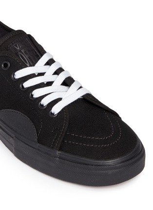Detail View - Click To Enlarge - VANS - 'AV Classic' canvas sneakers