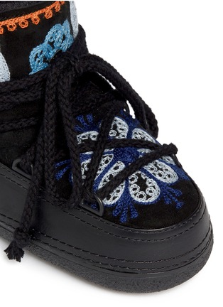 Detail View - Click To Enlarge - INUIKII - 'Fokelore' suede embroidery sheepskin shearling kids boots