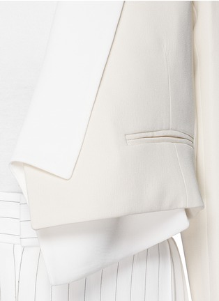 Detail View - Click To Enlarge - CHLOÉ - Detachable shawl lapel cropped blazer