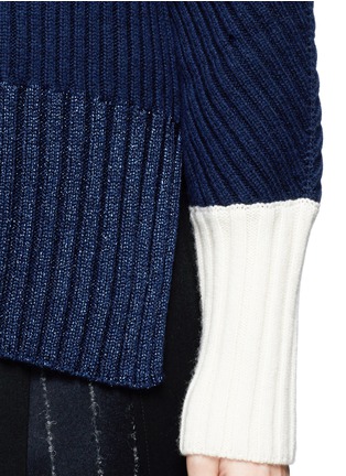 Detail View - Click To Enlarge - CÉDRIC CHARLIER - Lurex hem chunky knit sweater