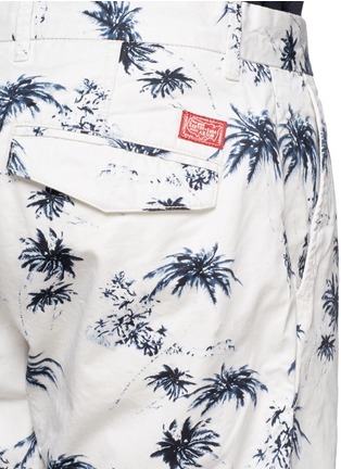 Detail View - Click To Enlarge - SCOTCH & SODA - Palm tree print shorts