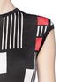 Detail View - Click To Enlarge - ALEXANDER MCQUEEN - Geometric print silk body-con dress