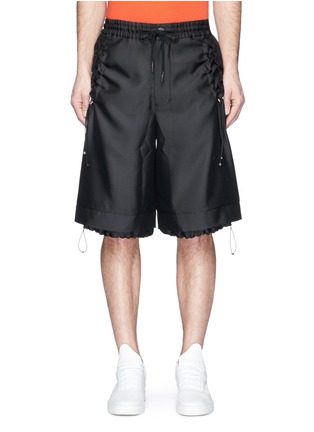 Main View - Click To Enlarge - FENG CHEN WANG - Bungee drawstring pocket shorts