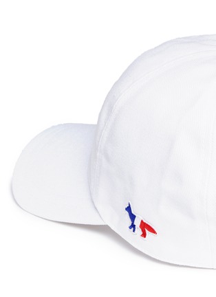 Detail View - Click To Enlarge - MAISON KITSUNÉ - Logo embroidered baseball cap