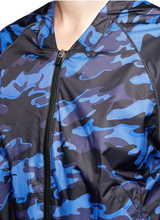 Detail View - Click To Enlarge - TOPSHOP - Camouflage print performance jacket