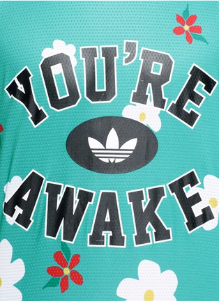 Detail View - Click To Enlarge - ADIDAS BY PHARRELL WILLIAMS - 'YOU'RE AWAKE' daisy print tank top