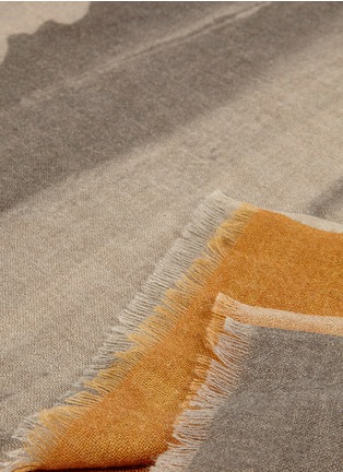 Detail View - Click To Enlarge - OYUNA - Vista print cashmere throw