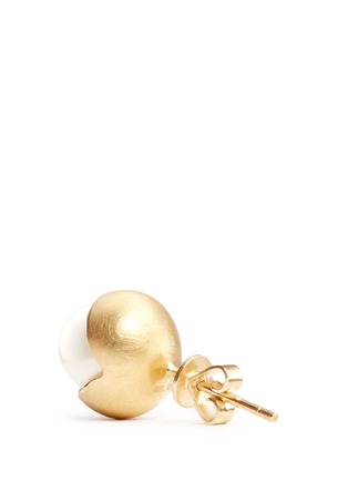 Detail View - Click To Enlarge - BELINDA CHANG - 'Fruity' 18k yellow gold plated freshwater pearl stud earrings