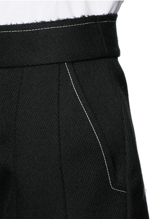 Detail View - Click To Enlarge - ELLERY - 'Groupie' bonded rib knit wool shorts