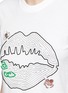 Detail View - Click To Enlarge - MARKUS LUPFER - 'Smacker Lip Ladybird Maze' sequin Kate T-shirt