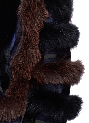 Detail View - Click To Enlarge - SACAI - Hooded patchwork fox fur coat