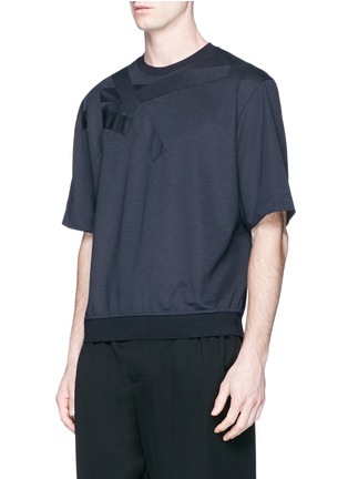 Detail View - Click To Enlarge - FENG CHEN WANG - Detachable sleeve stripe patch sweatshirt