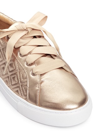 Detail View - Click To Enlarge - TORY BURCH - 'Marion' quilted leather sneakers