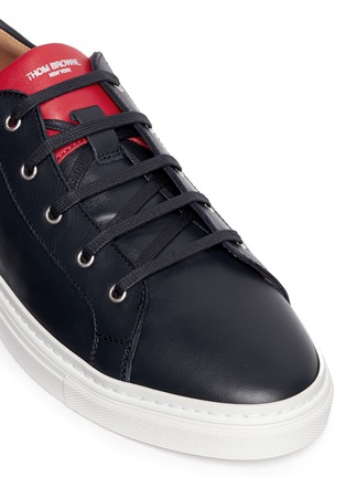 Detail View - Click To Enlarge - THOM BROWNE  - 'Classic' leather sneakers